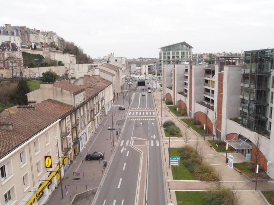 Hotel Le Memphis Poitiers Zewnętrze zdjęcie