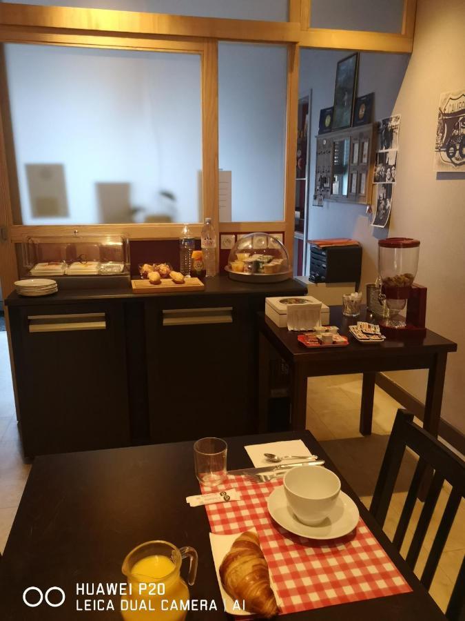Hotel Le Memphis Poitiers Zewnętrze zdjęcie